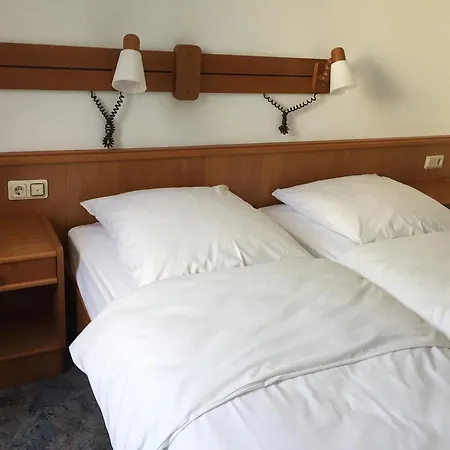 Stadt Mainz 3* Schwabenheim an der Selz